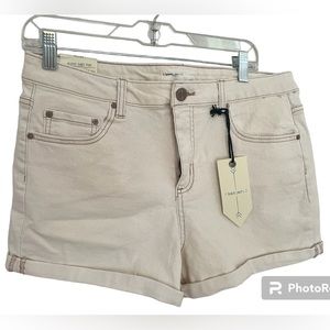 NWT Banjara Women’s Super High Rise Denim Shorts Size:31